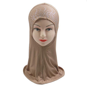 Oem Foulard de sport intérieur instantané personnalisé Hijab islamique musulman pour femmes hijab perlé uni sous le capuchon pour hijab - Product Image 4
