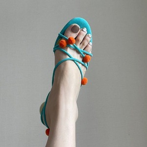 Nouvelles sandales à talons aiguilles 2026 pour femme, style français, avec pompons et lacets, à fines brides, bout ouvert, élégantes, pour soirée - Product Image 1