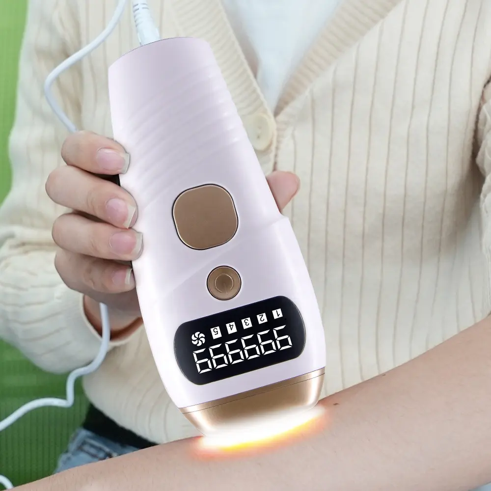 O cabelo do laser do diodo do Ipl do uso home remove a máquina portátil indolor da remoção do cabelo do Lazer Epilator para a cara a perna inteira do corpo