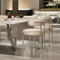 Chaise de salle à manger contemporaine de luxe en cuir microfibre avec pieds en acier inoxydable, mobilier minimaliste pour la maison, les hôtels, les bars et les ateliers