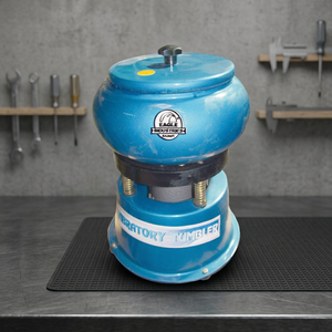 Machine de polissage vibratoire pour bijoux en métal Eagle, capacité 11 kg, format compact pour petit atelier - Product Image 2