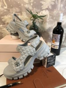 YOUXI pantoufles légères pour femmes adolescentes adultes été jardin <span class=keywords><strong>sandales</strong></span> d'extérieur décontractées avec chaussures antidérapantes classiques - Product Image 3