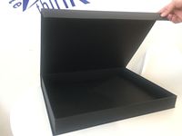 Boîte d'emballage pour vêtements en carton rigide biodégradable avec logo personnalisé, fermeture magnétique, impression UV
