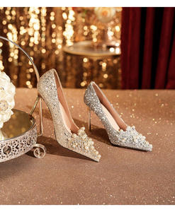 Chaussures pour femmes tendance 2025, à talons hauts, à lanières, ornées de perles, élégantes, pour les banquets, polyvalentes, confortables - Product Image 1