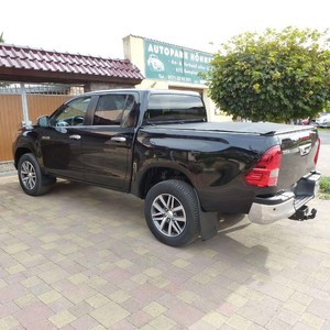 <span class=keywords><strong>Camioneta</strong></span> <span class=keywords><strong>Hilux</strong></span> Turbo Usada 2018, Volante a la Izquierda, Asientos de Cuero Oscuro, Cámara Trasera, Transmisión Automática, Luces LED - Product Image 4