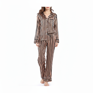 Ensemble de costume de nuit pour femmes de qualité supérieure Tissu confortable et durable pour les vêtements de nuit Ensemble de costume de nuit pour femmes avec un design élégant doux - Product Image 1