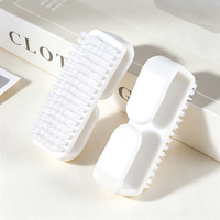 Brosse à poussière pour ongles en plastique avec logo personnalisé, brosse à poussière professionnelle pour salon de manucure, brosse à poussière colorée en corne, 8*4cm, multifonctionnelle pour les ongles