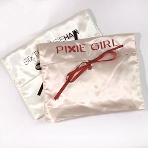 Bolsa de Regalo de Seda Satén con Cordón, Personalizada con Logotipo de Marca, Ecológica, Duradera, Impresa en Serigrafía, Color Natural, 20*15cm - Product Image 1