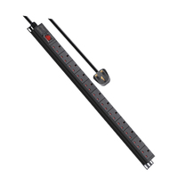 SYNSTRO UK PDU 8 prises 13A 240V 1U 19 pouces, unité de distribution d'alimentation en aluminium pour montage en rack, protection contre les surtensions et les surcharges, rack de serveur