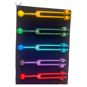 Juego de diapasones de ocho piezas: 126.22, 136.1, 141.27, 172.06, 194.18; incluye bloque de activación y bola de masaje. - Product Image 4