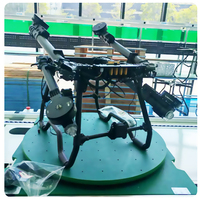 Lini Perakitan Drone Produksi Semi-Otomatis UAV yang Dapat Disesuaikan dengan Konveyor Rantai Kecepatan Tinggi untuk Transfer yang Efisien