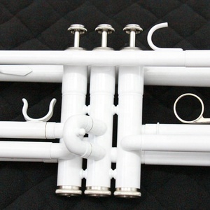 Chine OEM Orchestre B Plat Trompette Trompette Corps En Laiton En Acier Inoxydable Valve Piston Blanc Noir Argent Coloré Trompette - Product Image 4