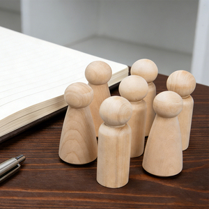 Набор деревянных фигурок-гномов из неокрашенной березы для рукоделия и декора рабочего стола - Product Image 5