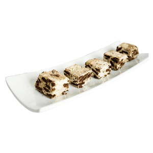 Biscuits croustillants en forme de flocon de neige faits à la main, pâtisserie au nougat onctueux au lait avec des noix et des fruits secs, collations saines certifiées <span class=keywords><strong>halal</strong></span>, en vrac - Product Image 6