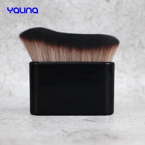 Pinceau Kabuki Pinceau pour fond de teint avec manche en bois Pinceau pour <span class=keywords><strong>mousse</strong></span> autobronzante - Product Image 5