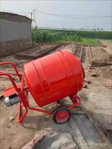 Penjualan langsung pabrikan tangki pencampur <span class=keywords><strong>beton</strong></span> kecil dapat digerakkan 4KW Motor efisiensi tinggi untuk mikser Mortar halaman lantai - Product Image 4