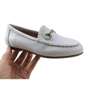 2023 chaussures plates pour dames chaussures en cuir pour femmes et dames croc cuir dames décontracté femmes <span class=keywords><strong>mules</strong></span> - Product Image 6