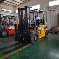 Chariot élévateur diesel Kubota 3 tonnes FD25 avec déplaceur latéral électrique, mât à deux/trois étages pour le marché américain