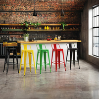 Chaises pour restaurant - Tabourets de bar en métal industriels modernes pour usage commercial