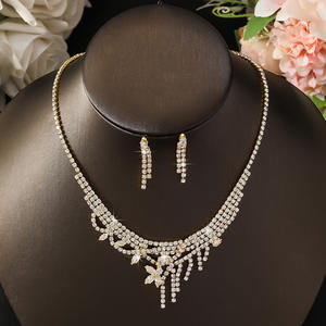 ชุดเครื่องประดับทองแดงสุดหรูสำหรับงานแต่งงาน ขายส่ง สร้อยคอเจ้าสาวประดับเพชรซิร์คอนสำหรับเจ้าสาว - Product Image 2