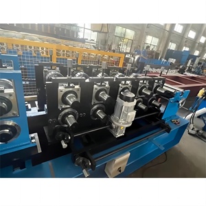 Voll automatisch 80-300mm Breite Einstellbarer Metalls tahl rahmen <span class=keywords><strong>C</strong></span> <span class=keywords><strong>Z</strong></span> Pfetten walzen form maschine - Product Image 5