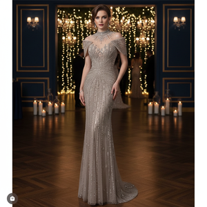 Elegante Vestido de Novia de Lujo sin Tirantes, Silueta Sirena, Largo hasta el Suelo, Color Champán, Malla/Encaje con Pedrería, Transpirable, Hecho a Mano con Cuentas - Product Image 3