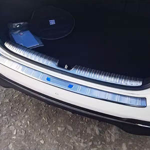 อุปกรณ์ตกแต่งภายนอกรถยนต์สแตนเลสโครเมียม OEM สำหรับกันชนหลัง Kia Forte ปี 2009-2018 - Product Image 2