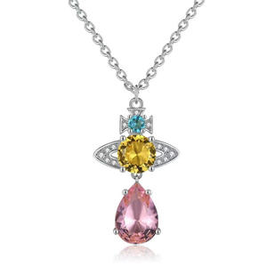 Cadena de Clavícula para Mujer, Diseño de Mariposa y Saturno con Circones de Alta Calidad, Chapada en Oro, Joyería de Moda al por Mayor - Product Image 5