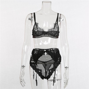Ensemble de lingerie sexy en dentelle transparente UD32, soutien-gorge et jarretelles pour femmes - Product Image 5