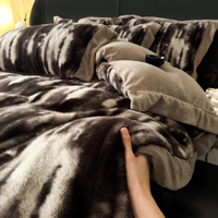 Housse de couette en fausse fourrure de lapin à larges bords Tie-Dye gris taies d'oreiller en peluche fermeture à glissière draps de lit 4 pièces ensemble de literie