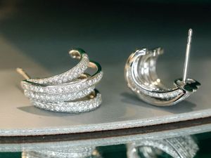 Pendientes de Diamantes de Oro de 18k de Lujo Xinfly, Juego de Joyería para Novia, Regalo de Boda, Hipoalergénicos, Duraderos para Piel Sensible - Product Image 4