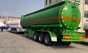 Nuevos Camiones Cisterna de Combustible Diésel Dongfeng 8x4 y Vehículos de Transporte de Líquidos de 55m 60m 80m - Product Image 5