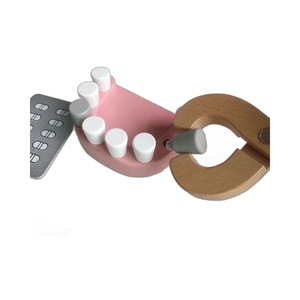 Kit de <span class=keywords><strong>jeu</strong></span> de rôle dentiste pour enfants, <span class=keywords><strong>jeu</strong></span> d'imitation de maquillage, trousse médicale en bois simulée, outils de docteur interactifs parent-enfant - Product Image 5