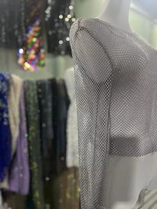 Vestido de fiesta de color claro con diamantes de imitación para mujer, camiseta Sexy transparente de malla con diamantes, camiseta gris de manga larga con cuello redondo - Product Image 4