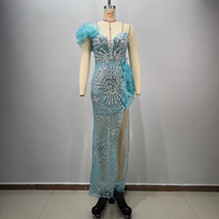 Robe de soirée d'été sans bretelles avec bordure à volants, silhouette ajustée en A, longue fente latérale, robe maxi
