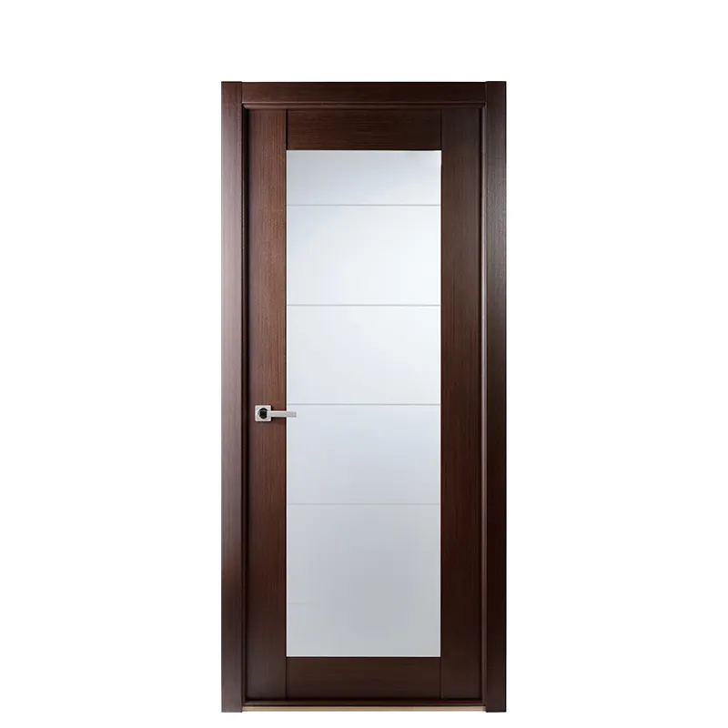 Дверь коричневая со стеклом