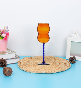 Verre à vin à double bulle créatif personnalisé en gros <span class=keywords><strong>Gobelet</strong></span> en verre à cocktail coupé en forme de <span class=keywords><strong>gourde</strong></span> - Product Image 3