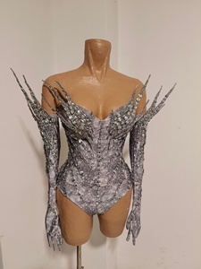Body intero da designer per feste di compleanno con guanti, tuta da club da donna, body da showgirl per performance di danza, outfit da festival - Product Image 2