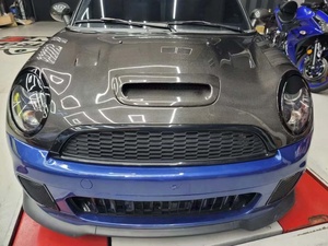 <span class=keywords><strong>Capot</strong></span> de moteur en fibre de carbone de STYLE AG personnalisé pour BMW <span class=keywords><strong>Mini</strong></span> <span class=keywords><strong>Cooper</strong></span> <span class=keywords><strong>R56</strong></span> R57 de 2006 à 2013 personnalisé - Product Image 5