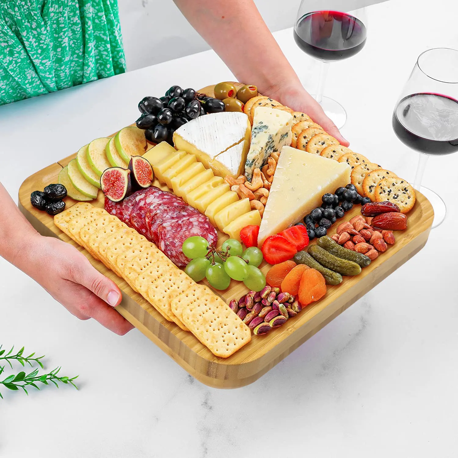 Ensemble de planche à charcuterie GL Dark Carbon, plateau à fromage et couteau en bambou, cadeaux uniques pour réchauffer la maison, nouvelle maison