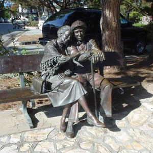 Statua in Bronzo Fusa a Mano di Coppia Anziana, Amanti Anziani Seduti su Panchina, Scultura in Metallo per Decorazione Paesaggistica di Parchi e Giardini Esterni - Product Image 3