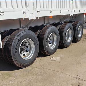 Semirremolque de plataforma alta de 3 ejes de 5-10 toneladas con carrocería de estacas, paredes laterales reforzadas, valla y neumáticos 12R22.5 para transporte de carga pesada - Product Image 2