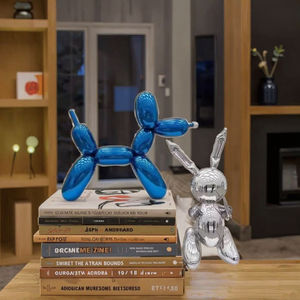 Ensemble <span class=keywords><strong>de</strong></span> sculptures <span class=keywords><strong>de</strong></span> chien ballon-Décor Pop Art inspiré <span class=keywords><strong>de</strong></span> Jeff Koons dans des couleurs arc-en-ciel brillantes pour des intérieurs modernes - Product Image 4