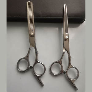 Ciseaux à cheveux professionnels Vidal Sassoon, ciseaux plats en acier inoxydable pour usage domestique et en salon, couleur argent, 6 pouces - Product Image 3