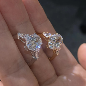 Anillo de tres piedras de corte ovalado con certificado IGI Diamantes cultivados en laboratorio 14K 18K Anillos de compromiso de oro <span class=keywords><strong>s</strong></span>ólido Laboratorio CVD Joyería de diamantes - Product Image 3