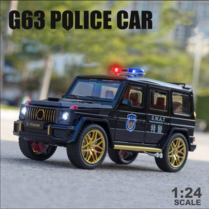Coche de Juguete a Escala 1:24 de Aleación Fundida a Presión con Sonido, Luces y Mecanismo de Retroceso, Batería de Botón de 1.5V para Niños y Adultos - Product Image 2