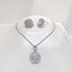Ensemble de bijoux en argent sterling 925, zircon et moissanite, forme goutte d'eau, plaqué or 18 carats, bijoux fins et luxueux pour femmes, vente en gros - Product Image 3