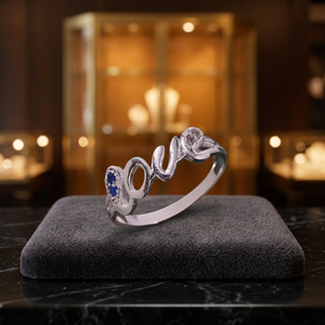 Anillo de Plata Fina para Mujer con Caligrafía Original de Amor, Hecho en India, Ideal para Regalo - Product Image 4
