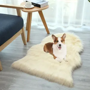 निर्माता OEKO नकली फर कुत्ते बिस्तर गैर पर्ची साबर वापस पालतू पशु पैड आलीशान लंबी ढेर एक्रिलिक कृत्रिम चर्मपत्र कुत्ते मैट