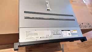 Serveur Rack 1U Huawei XFUSION 1288HV5 1288XV5 avec processeur Strong Bronze 3204, 1/32 Go de mémoire, 2 disques durs SATA de 2 To, SR150, 550W - Product Image 2